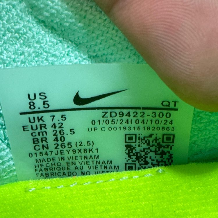 کفش اسپرت نایک ایر زوم الفا فلی 3 سبز روشن Nike Air Zoom